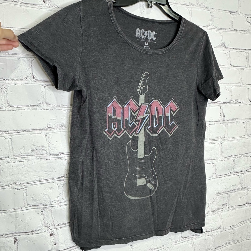 AC/DC short sleeve graphic T-shirt - Picture 4 of 7